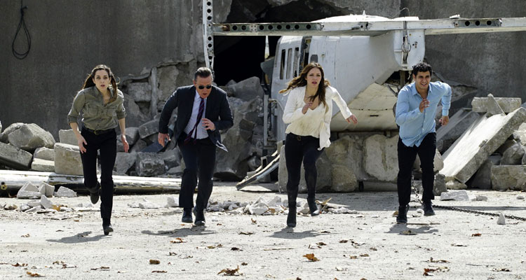 Scorpion (M6) : Toby en danger, Walter O’Brien (Elyes Gabel) et Paige Dineen (Katherine McPhee) sous tension avant la saison 3 