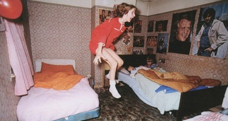 Conjuring : Le cas Enfield, l'histoire vraie du poltergeist le plus célèbre d'Angleterre Conjuring : Le cas Enfield, l'histoire vraie du poltergeist le plus célèbre d'Angleterre