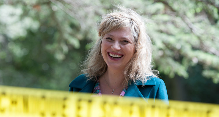 Cécile Bois : En ce début de saison 5, « Candice Renoir est dans un déni, la mort de Canovas la hante »