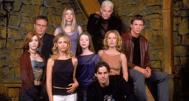 Buffy contre les vampires VS Ghost Whisperer : Sarah Michelle Gellar ne fait pas de miracle face à Jennifer Love Hewitt (Client List)