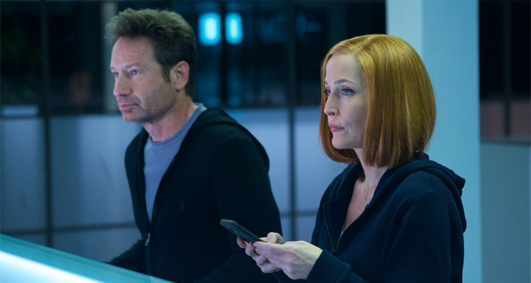 Gillian Anderson (X-Files, saison 11) fait ses adieux à Scully et Mulder « sur une bonne note car ces dix épisodes étaient très réussis »