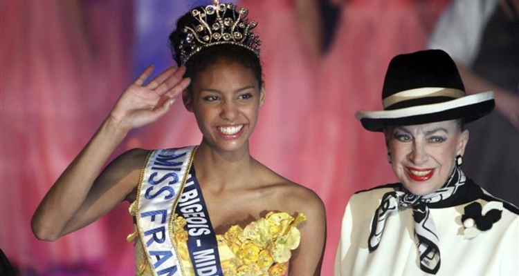 N.9 : Chloé Mortaud - Miss France 2009 (8.1 millions de téléspectateurs - 41.2% pda)