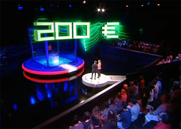 2013 : Le Cube (France 2)