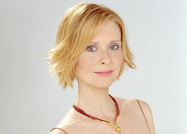 Cynthia Nixon (Miranda Hobbes)