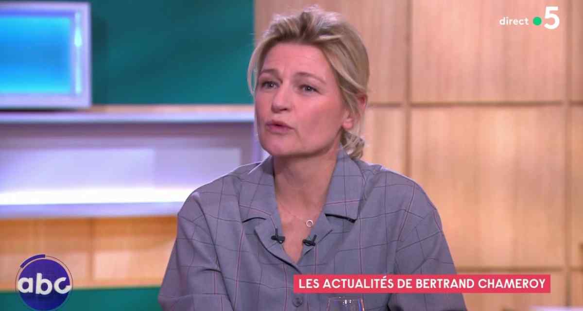 C à vous : « C'est honteux ! », Anne-Elisabeth Lemoine tacle Pascal Praud sur France 5