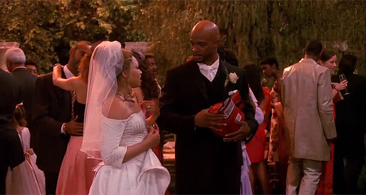 Ma famille d'abord : le mariage de Michael (Damon Wayans) et Jay (Tisha Campbell-Martin) a-t-il boosté l'audience de W9 ?
