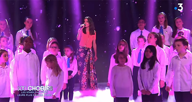 300 choeurs, les stars chantent leurs plus grands tubes : Jenifer, David Hallyday, Trois Cafés Gourmands, Chimène Badi...