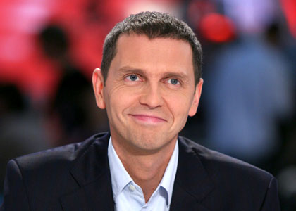 Thomas Hugues quitte i>Télé pour France 5