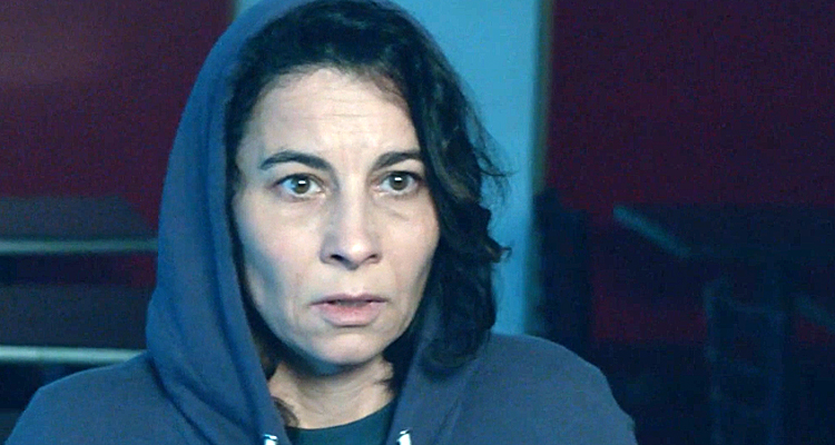 Itinéraire d'une maman braqueuse (TF1) : une mort évitée, l'histoire vraie de Laura (Cécile Rebboah) d'après le livre de Rose-Anne Vicari 
