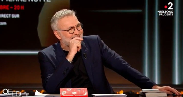 On est presque en direct : Laurent Ruquier poursuit sa chute d'audience face à Camille Combal