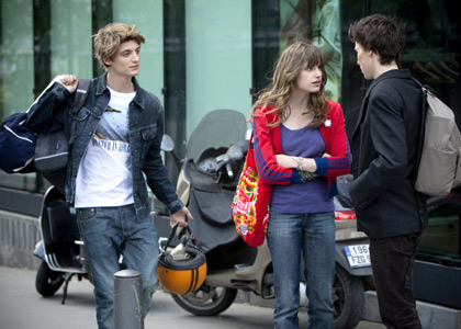 Clash : la nouvelle série de France 2 s'inspire de Skins et Angela, 15 ans