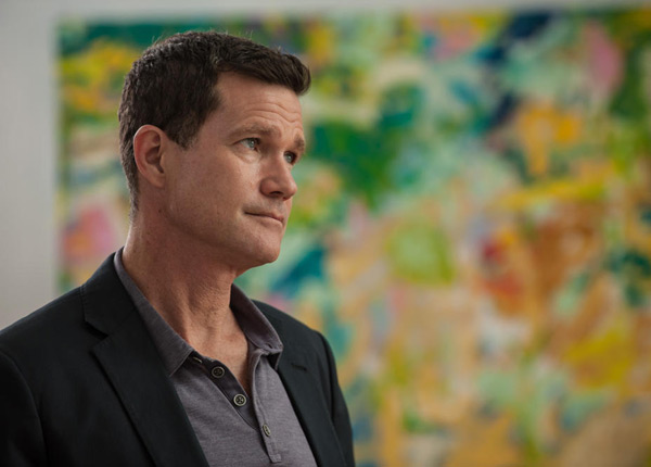 Dylan Walsh (Unforgettable) : « Al et Carrie vont retrouver une certaine intimité dans la saison 3 »