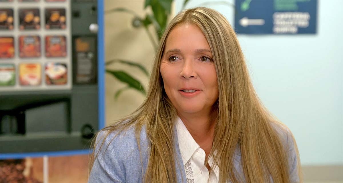 Hélène Rollès (Les mystères de l’amour) « J’en pleure et c’est