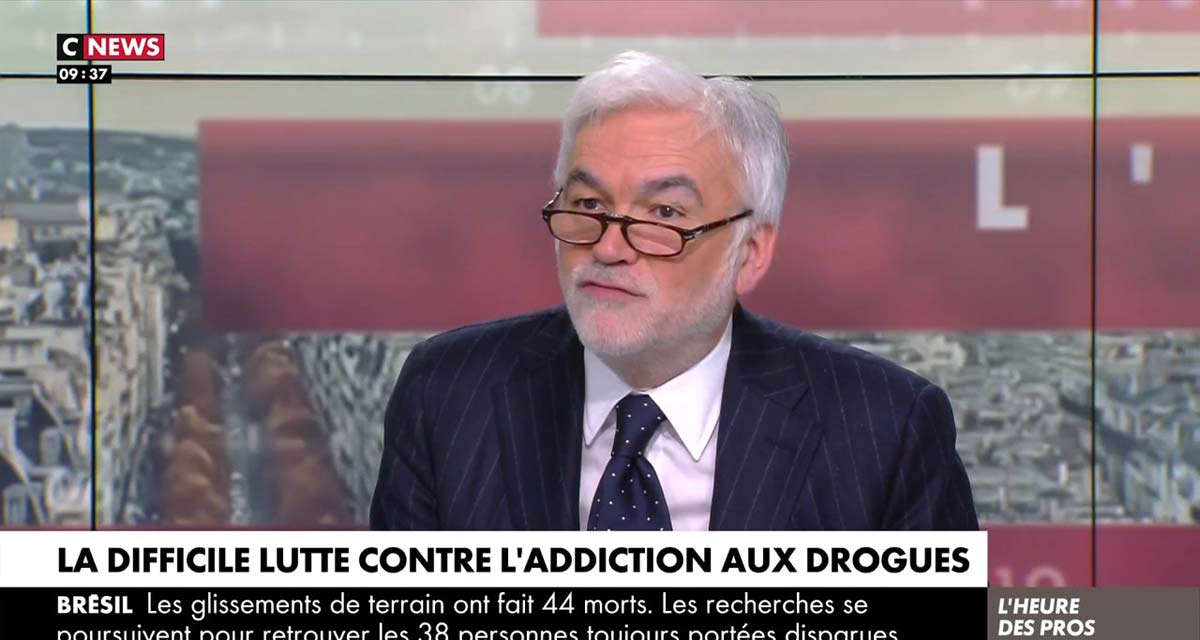 L'heure des Pros : grave incident en direct pour Pascal Praud, la régie perd le contrôle sur CNews