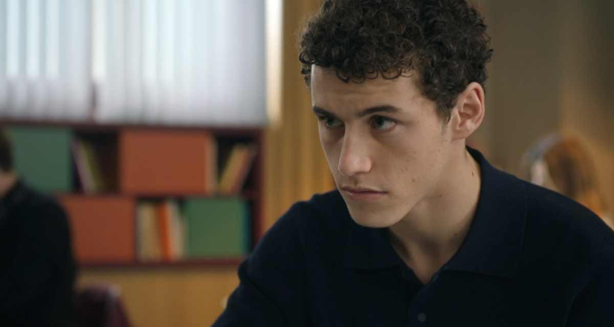 Demain nous appartient (spoiler) : Jack et Rayane affichent leur amour, les réseaux sociaux se déchainent sur TF1 ?