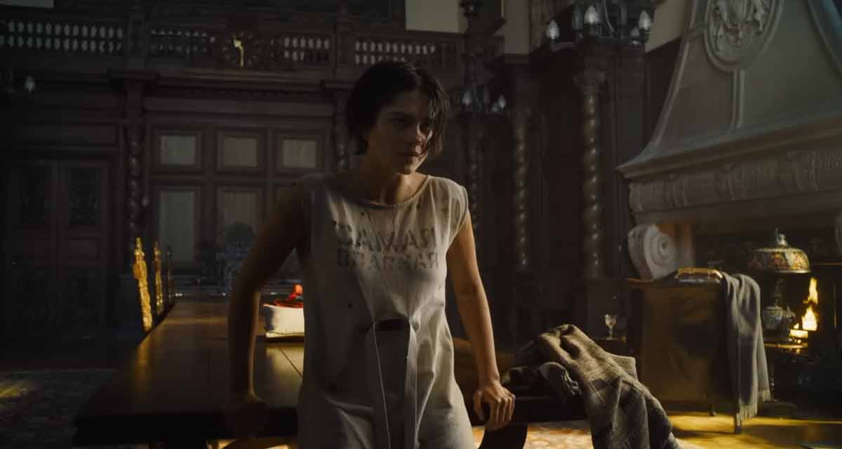 Les feux de l'amour (spoiler) : le départ de Lola (Sasha Calle) sur TF1, elle devient Supergirl