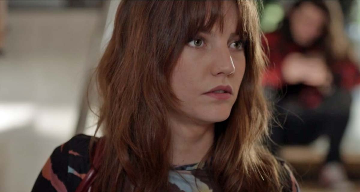 Un si grand soleil (spoiler) : « Ils me prennent toujours pour une conne », Claudine attaque Johanna, Thais agresse Lili sur France 2