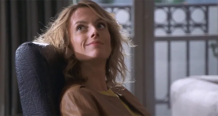Sara Mortensen (Les Mystères du Bois Galant) : « Plus belle la vie est une formidable école pour un comédien » Sara Mortensen (Les Mystères du Bois Galant) : « Plus belle la vie est une formidable école pour un comédien »