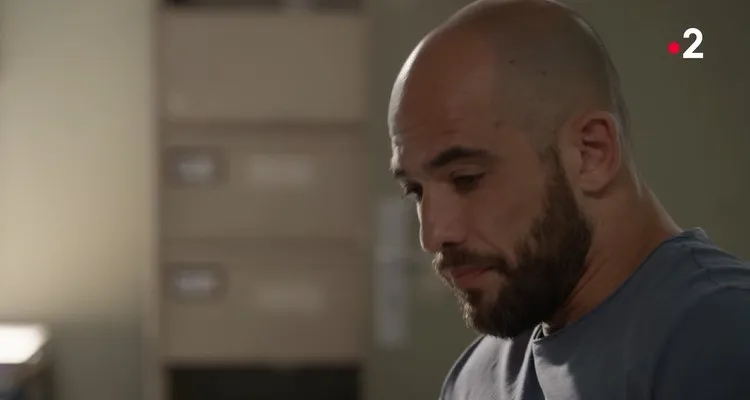 Un si grand soleil en avance : spoilers et résumé de l’épisode du lundi 6 décembre 2021 sur France 2 Un si grand soleil en avance : spoilers et résumé de l’épisode du lundi 6 décembre 2021 sur France 2