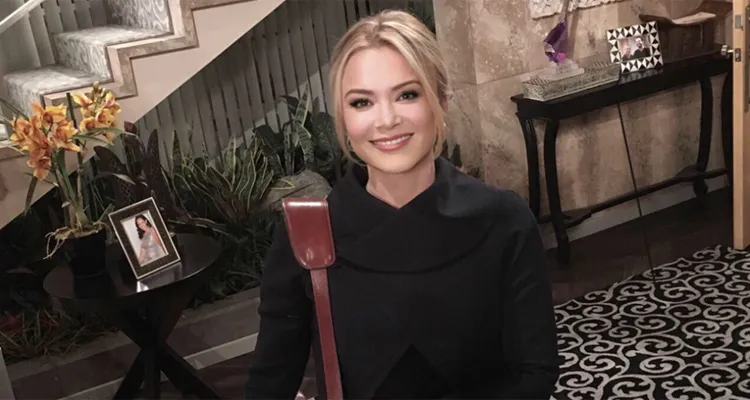 Les feux de l’amour (spoiler) : révélation choc pour Brittany (Lauren Woodland) sur TF1, Victoria en prison ? Les feux de l’amour (spoiler) : révélation choc pour Brittany (Lauren Woodland) sur TF1, Victoria en prison ?