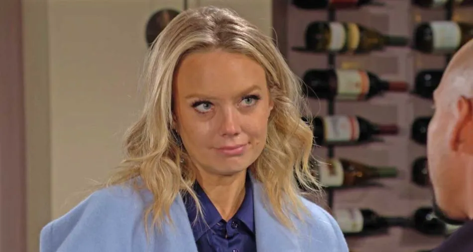 Abby (Melissa Ordway) fait le point avec Devon (Bryton James) après leur adultère