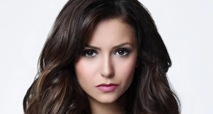 Vampire Diaries : Nina Dobrev (Elena) déjà de retour dans la série ?