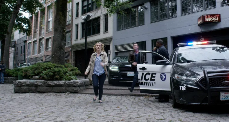 Carla, 16 ans, enlevée et vendue (TF1) : l’histoire vraie d’un trafic sexuel d’adolescentes avec Emily Rose (Haven) Carla, 16 ans, enlevée et vendue (TF1) : l’histoire vraie d’un trafic sexuel d’adolescentes avec Emily Rose (Haven)