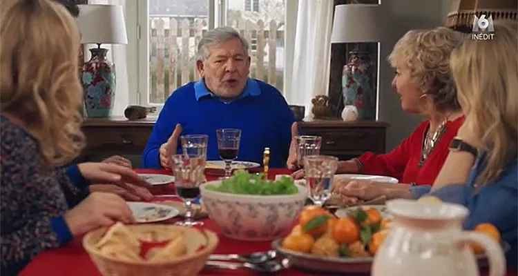En famille perd du terrain sur M6, Scènes de ménages assure l’audience à la mi-journée En famille perd du terrain sur M6, Scènes de ménages assure l’audience à la mi-journée