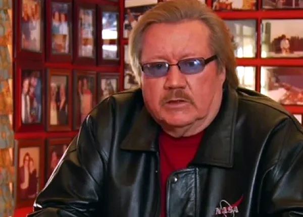 Décès de Glen A. Larson, le créateur de Battlestar Galactica et K 2000 Décès de Glen A. Larson, le créateur de Battlestar Galactica et K 2000