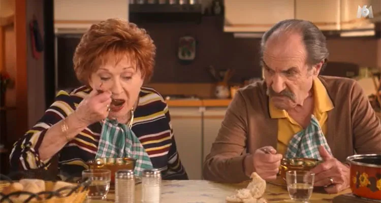 Scènes de ménages : Huguette et Raymond mettent à mal Jean-Luc Lemoine avant un retour surprise sur M6 Scènes de ménages : Huguette et Raymond mettent à mal Jean-Luc Lemoine avant un retour surprise sur M6