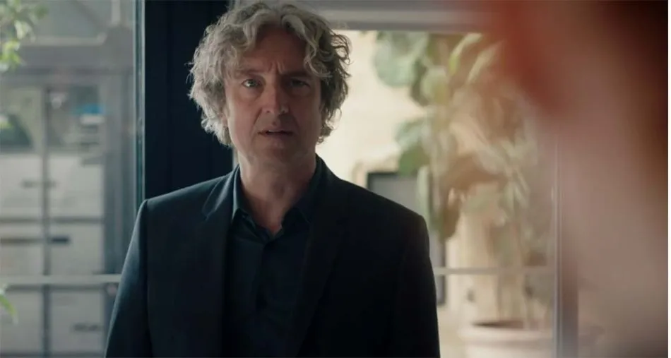 Ici tout commence (spoiler) : Teyssier surprend Ambre, Antoine et Clotilde s’affolent sur TF1 Ici tout commence (spoiler) : Teyssier surprend Ambre, Antoine et Clotilde s’affolent sur TF1