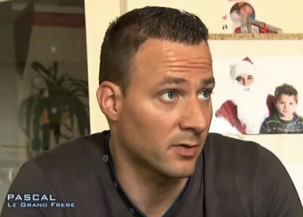 Pascal Maquin (Pascal, le grand frère) prend sa revanche sur NT1 Pascal Maquin (Pascal, le grand frère) prend sa revanche sur NT1