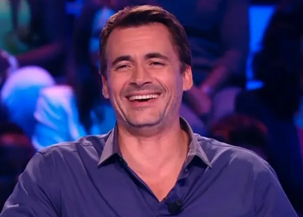 Pyramide maintient un meilleur niveau que Face à la bande en access Pyramide maintient un meilleur niveau que Face à la bande en access