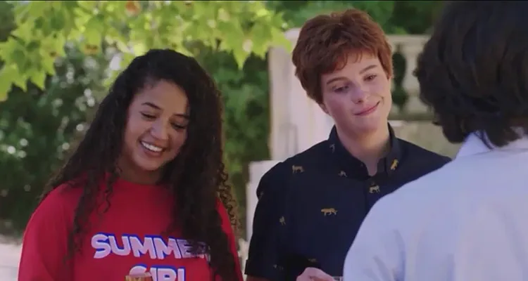 Plus belle la vie (spoiler) : Tom, Antoine et Mila quittent le Mistral Plus belle la vie (spoiler) : Tom, Antoine et Mila quittent le Mistral