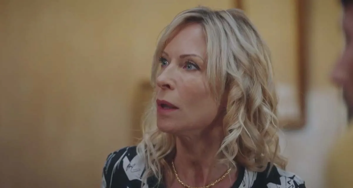 Rebecca Hampton (Plus belle la vie) en larmes : « Céline va aller jusqu’au bout, le public va la retrouver comme au début sur France 3 » Rebecca Hampton (Plus belle la vie) en larmes : « Céline va aller jusqu’au bout, le public va la retrouver comme au début sur France 3 »