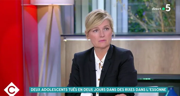 C à vous : un destin brisé, double perte pour Anne-Elisabeth Lemoine C à vous : un destin brisé, double perte pour Anne-Elisabeth Lemoine