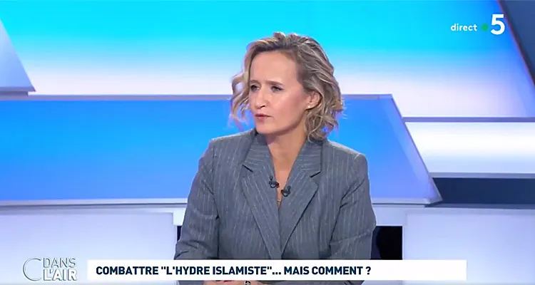 C à vous / C dans l’air : double record d’audience, Caroline Roux deux fois plus suivie que Cristina Cordula (Les Reines du shopping) C à vous / C dans l’air : double record d’audience, Caroline Roux deux fois plus suivie que Cristina Cordula (Les Reines du shopping)