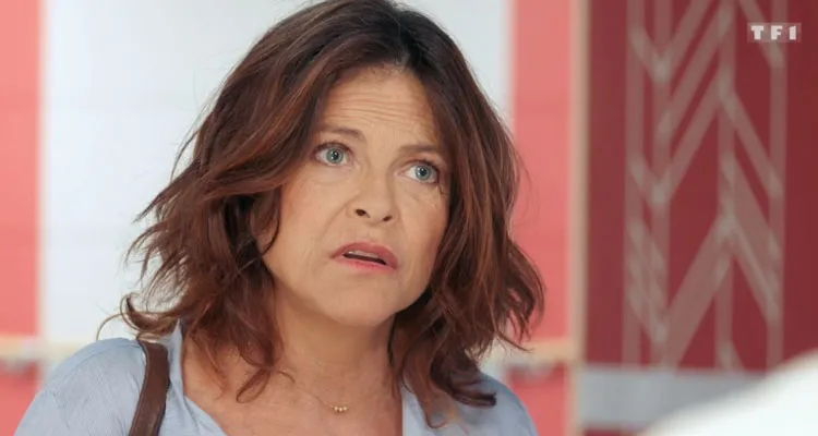 Demain nous appartient : Charlotte Valandrey (Laurence) quitte la série de TF1 Demain nous appartient : Charlotte Valandrey (Laurence) quitte la série de TF1