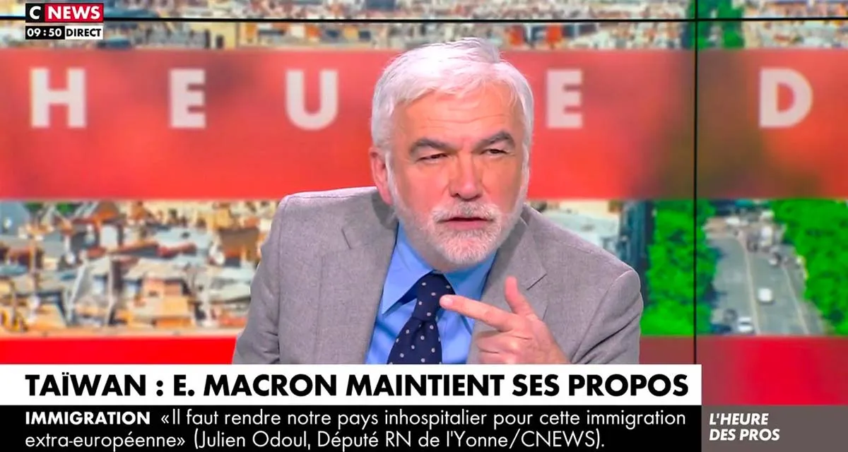 L’heure des pros : un chroniqueur menace de partir en direct, Pascal Praud pris à partie sur CNews L’heure des pros : un chroniqueur menace de partir en direct, Pascal Praud pris à partie sur CNews