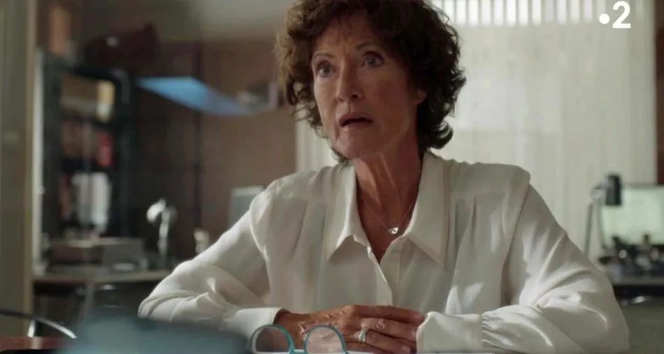 Un si grand soleil (spoiler) : Elisabeth ment à la police, le pacte diabolique d’Alix et Hélène sur France 2 ? Un si grand soleil (spoiler) : Elisabeth ment à la police, le pacte diabolique d’Alix et Hélène sur France 2 ?