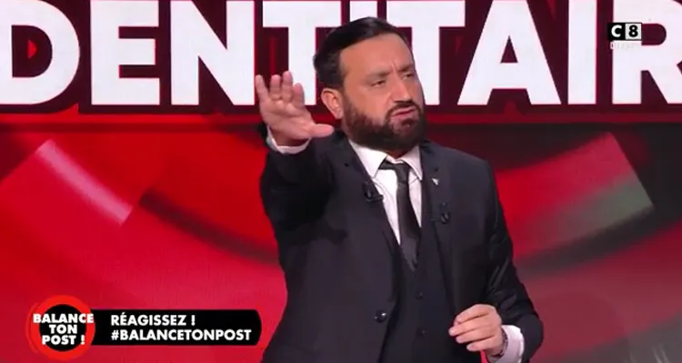 C8 : Cyril Hanouna bousculé, Balance ton post repoussé par Les Chevaliers du Fiel (Les Municipaux) C8 : Cyril Hanouna bousculé, Balance ton post repoussé par Les Chevaliers du Fiel (Les Municipaux)