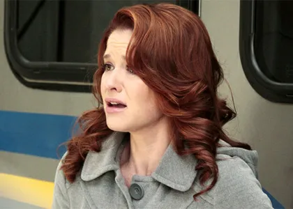 Grey’s Anatomy : Sarah Drew (April) revient sur les deux morts tragiques Grey’s Anatomy : Sarah Drew (April) revient sur les deux morts tragiques