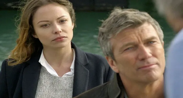 Programme TV de la soirée du 13 décembre 2016 : Tout le monde joue avec Laurent Baffie et Nagui, Meurtres à La Rochelle, Alice Nevers saison 11, Rendez-vous en terre inconnue avec Virginie Efira... Programme TV de la soirée du 13 décembre 2016 : Tout le monde joue avec Laurent Baffie et Nagui, Meurtres à La Rochelle, Alice Nevers saison 11, Rendez-vous en terre inconnue avec Virginie Efira...