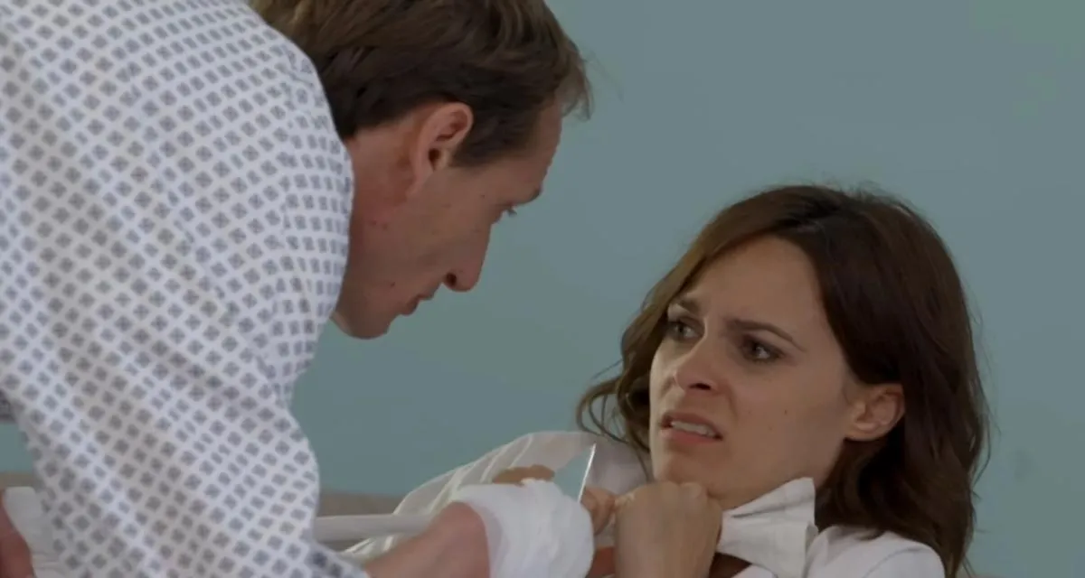 Les mystères de l’amour (spoiler) : Chloé tuée par Pietro ? Le départ acté de Marion Huguenin sur TMC Les mystères de l’amour (spoiler) : Chloé tuée par Pietro ? Le départ acté de Marion Huguenin sur TMC