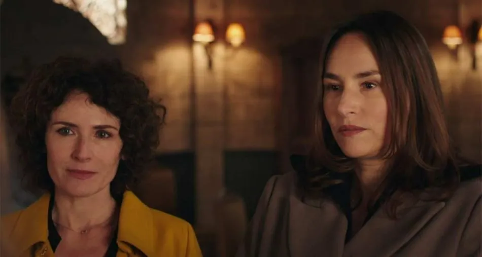 Ici tout commence (spoiler) : Clotilde dévoile son secret à Vic, Rose fondatrice du Cercle sur TF1 Ici tout commence (spoiler) : Clotilde dévoile son secret à Vic, Rose fondatrice du Cercle sur TF1
