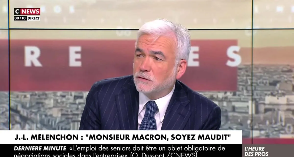 L’heure des Pros : « C’est assez humiliant cette question ! », Pascal Praud scandalisé par un chroniqueur sur CNews L’heure des Pros : « C’est assez humiliant cette question ! », Pascal Praud scandalisé par un chroniqueur sur CNews