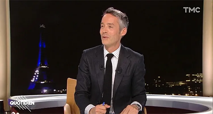 Quotidien : une absence étonnante pour Yann Barthès, Étienne Carbonnier explose sur TMC Quotidien : une absence étonnante pour Yann Barthès, Étienne Carbonnier explose sur TMC