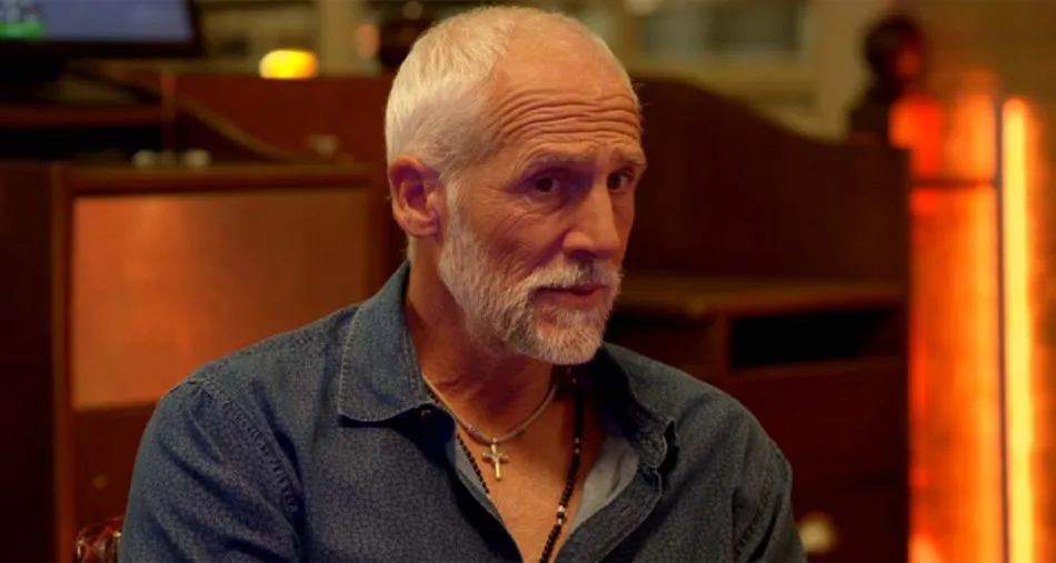 Les Mystères de l’amour (spoiler) : John et Gabriella en couple, Fanny atteinte d’un cancer ? Les Mystères de l’amour (spoiler) : John et Gabriella en couple, Fanny atteinte d’un cancer ?