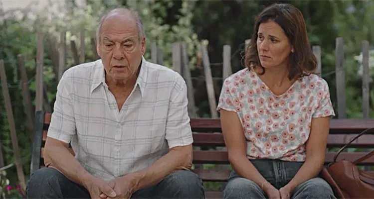 Plus belle la vie (spoiler) : Roland révèle son énorme secret, nouvel échec pour César avec Barbara Plus belle la vie (spoiler) : Roland révèle son énorme secret, nouvel échec pour César avec Barbara