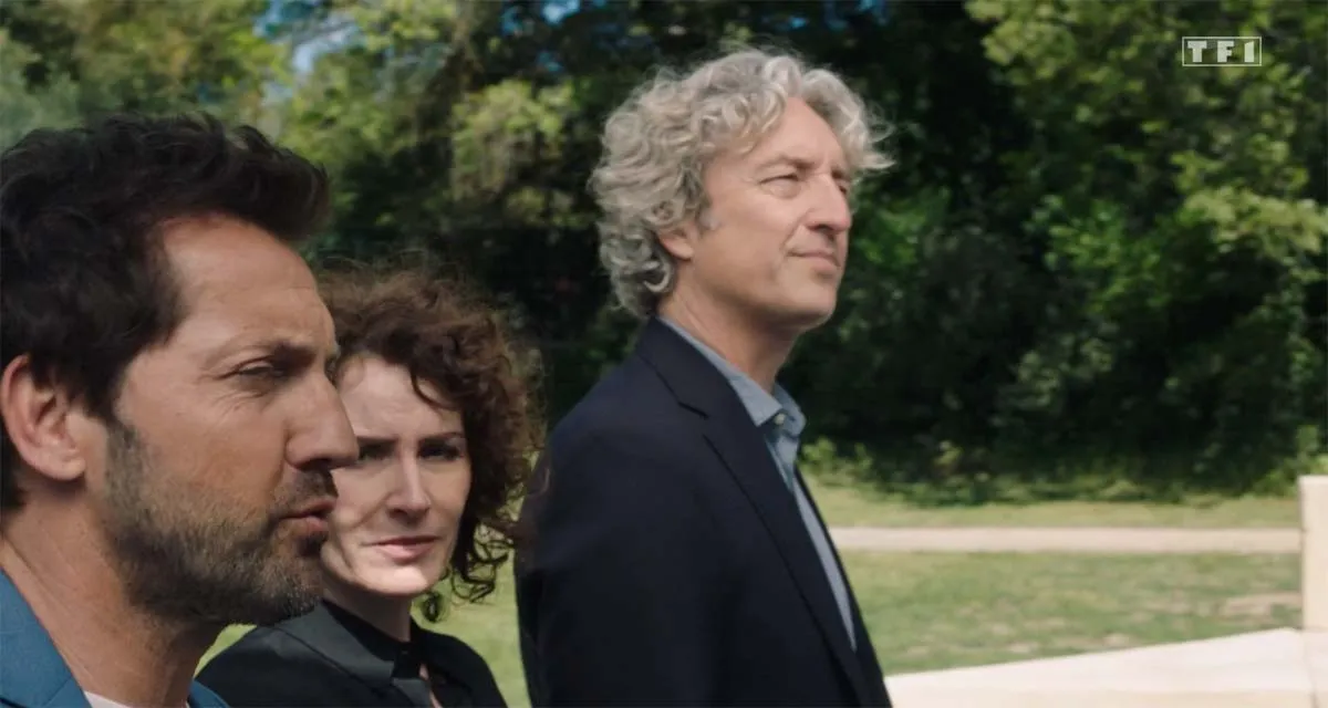 Ici tout commence en avance : Teyssier piège Antoine avant un coup de tonnerre à l’Institut, Rose s’excuse auprès de Solal… (épisode du vendredi 9 juin 2023 sur TF1) Ici tout commence en avance : Teyssier piège Antoine avant un coup de tonnerre à l’Institut, Rose s’excuse auprès de Solal… (épisode du vendredi 9 juin 2023 sur TF1)